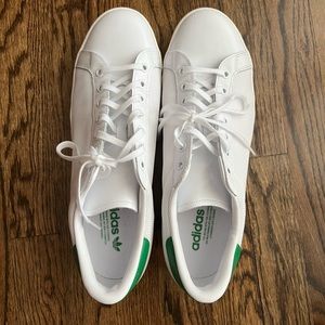 New, never worn mens Adidas shoes